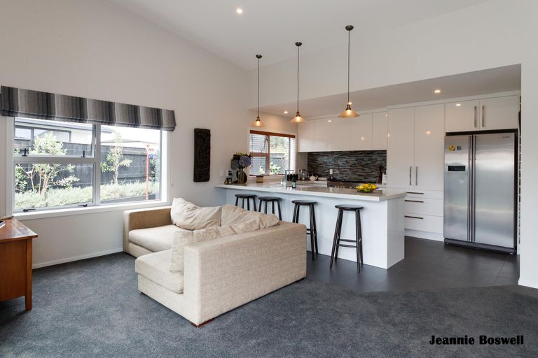 Photo of property in 7 Morocco Terrace, Kelvin Grove, Palmerston North, 4414