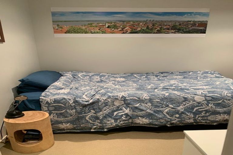 Photo of property in Monument Apartments, 5d/245 Wakefield Street, Te Aro, Wellington, 6011