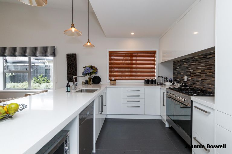 Photo of property in 7 Morocco Terrace, Kelvin Grove, Palmerston North, 4414