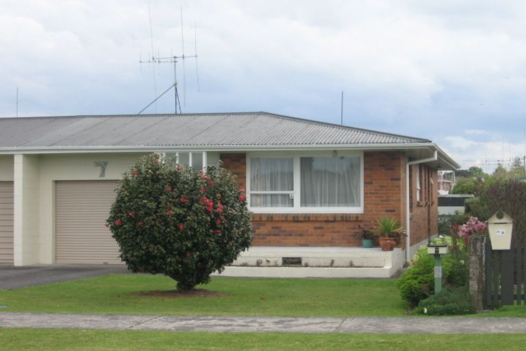 Photo of property in 7 Pemberton Crescent, Greerton, Tauranga, 3112