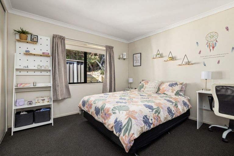 Photo of property in 57 Oteki Park Drive, Welcome Bay, Tauranga, 3112