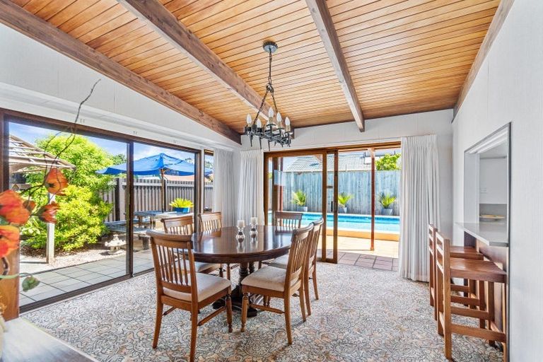 Photo of property in 9 Noumea Place, Mairangi Bay, Auckland, 0630