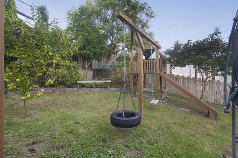 Photo of property in 5 Gerda Place, Ranui, Auckland, 0612