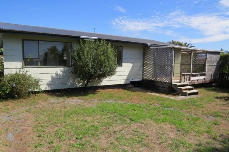 Photo of property in 57 Mazengarb Road, Paraparaumu Beach, Paraparaumu, 5032