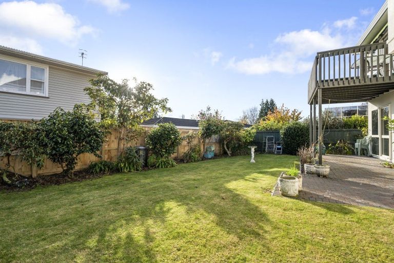 Photo of property in 2 Pipi Street, Two Mile Bay, Taupo, 3330