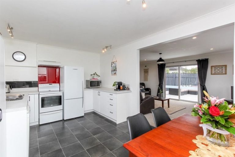 Photo of property in 15 Barclay Street, Ferndale, New Plymouth, 4310