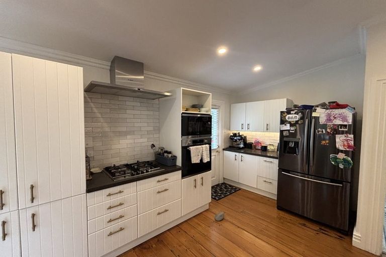 Photo of property in 47 Doralto Road, Frankleigh Park, New Plymouth, 4310