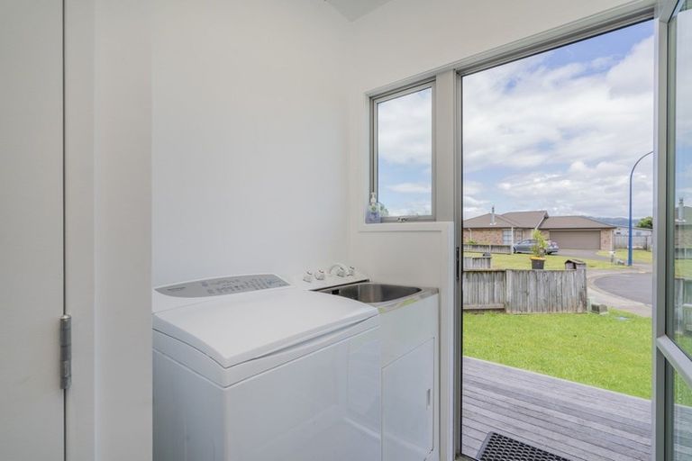 Photo of property in 35 Carina Way, Whitianga, 3510