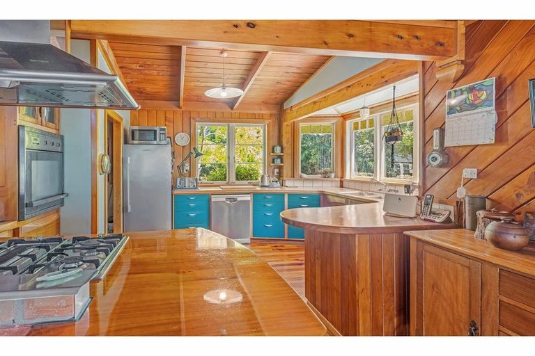 Photo of property in 1059 Pouto Road, Te Kopuru, 0391