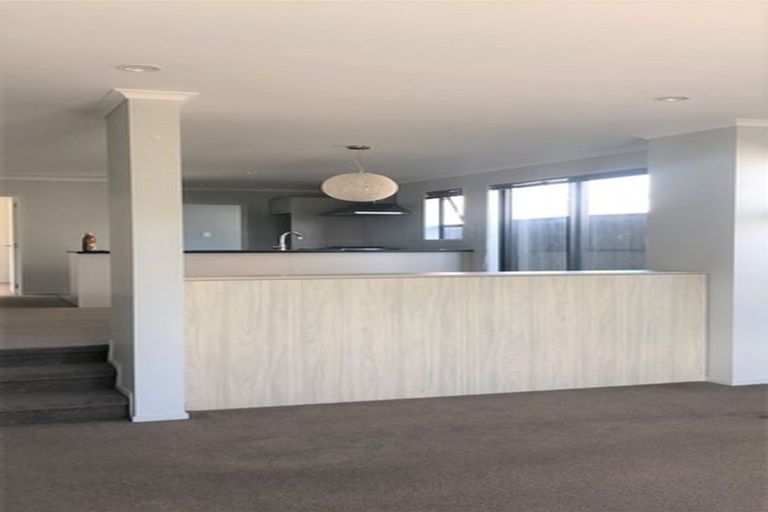Photo of property in 4 Hirimate Place, Flat Bush, Auckland, 2019