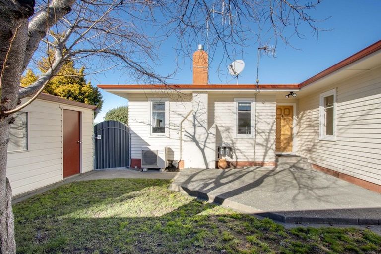 Photo of property in 24 Trinity Crescent, Pirimai, Napier, 4112