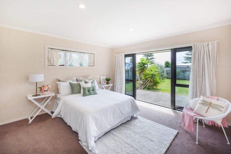 Photo of property in 31 Charles Cross Street, Longburn, Palmerston North, 4412
