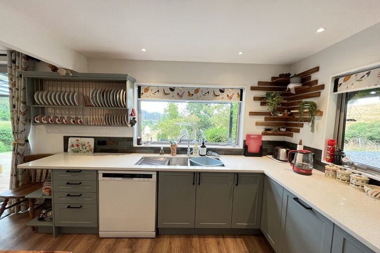 Photo of property in 143 Carlyon Road, Mahana, Upper Moutere, 7173