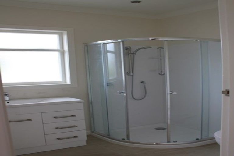 Photo of property in 33 Cardwell Street, Onehunga, Auckland, 1061