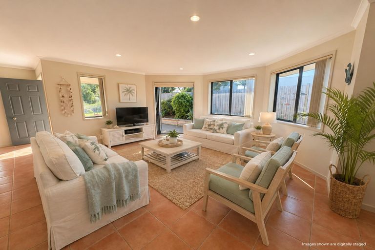 Photo of property in 16 Reo Crescent, Waihi Beach, 3611