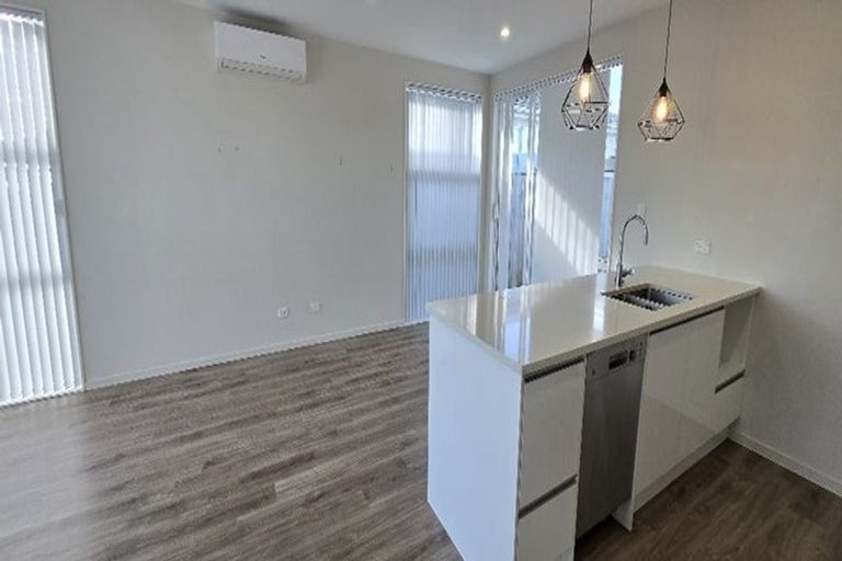 Photo of property in 3 Kanono Road, Takanini, 2110
