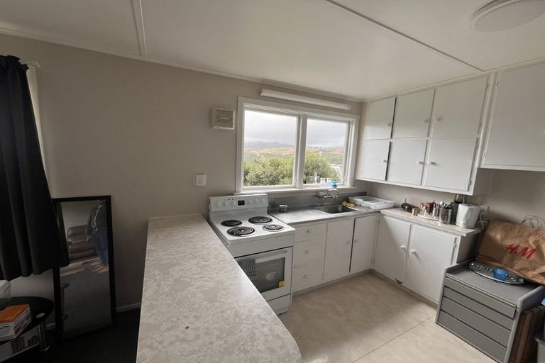 Photo of property in 23 Diane Grove, Paparangi, Wellington, 6037