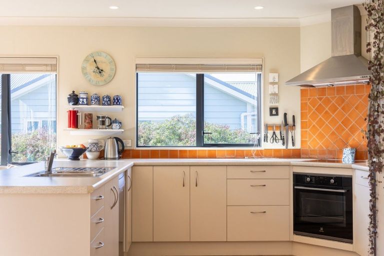 Photo of property in 7 Avion Terrace, Raumati Beach, Paraparaumu, 5032