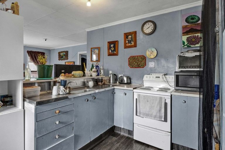 Photo of property in 46 Wynyard Street, Normanby, Hawera, 4614