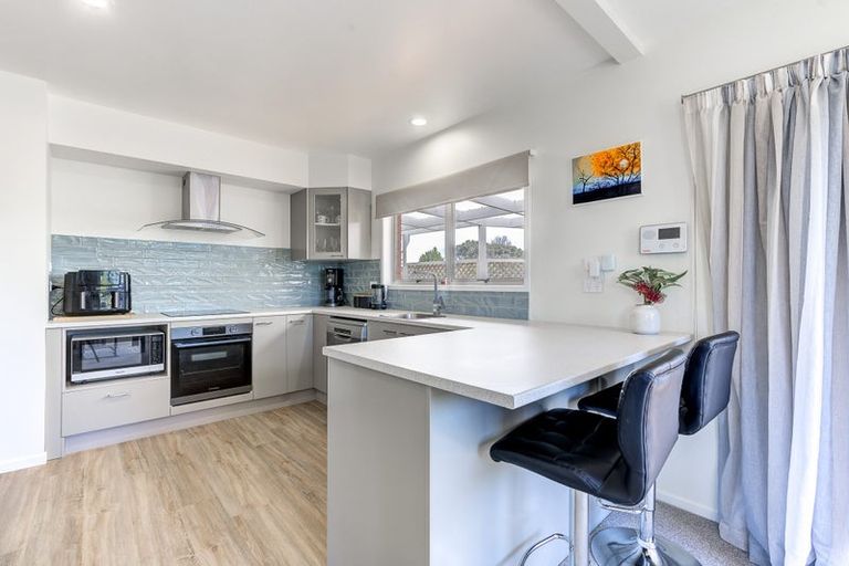 Photo of property in 4 Morrow Avenue, St Andrews, Hamilton, 3200