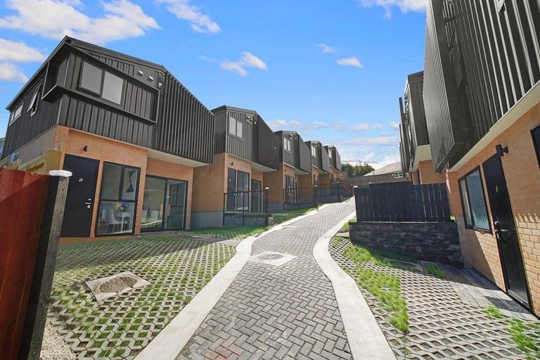 Photo of property in 59 Golf Road, New Lynn, Auckland, 0600