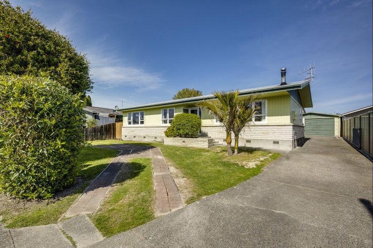 Photo of property in 52 Wynyard Crescent, Tamatea, Napier, 4112