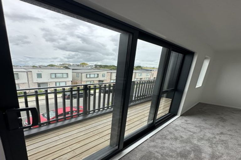 Photo of property in 73 Tahuhu Road, Mount Wellington, Auckland, 1062