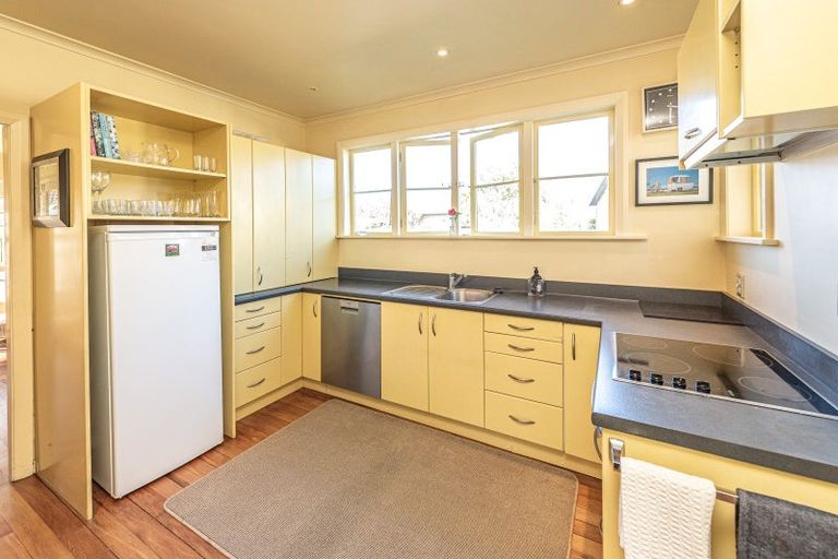 Photo of property in 10 Porritt Street, Saint Johns Hill, Whanganui, 4500