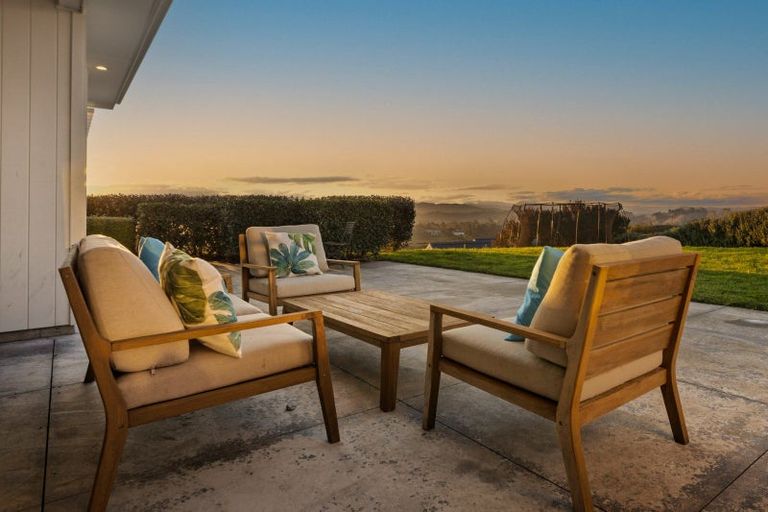 Photo of property in 22 Quarry Ridge, Poraiti, Napier, 4182