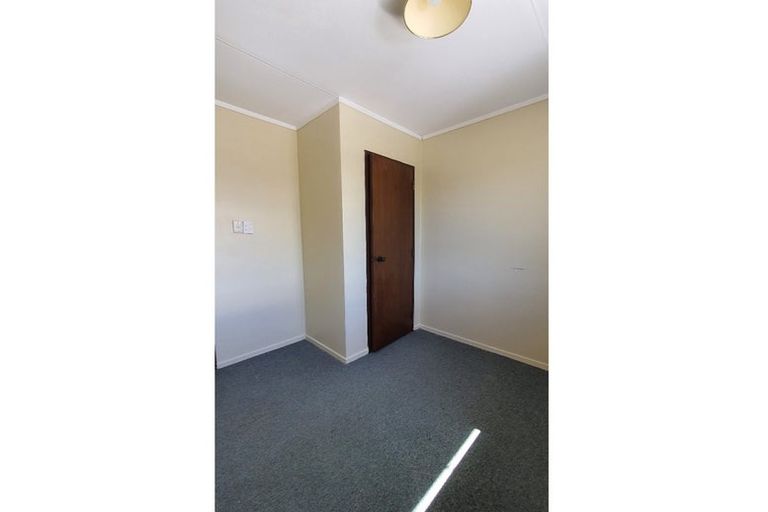 Photo of property in 9b Ironside Road, Johnsonville, Wellington, 6037