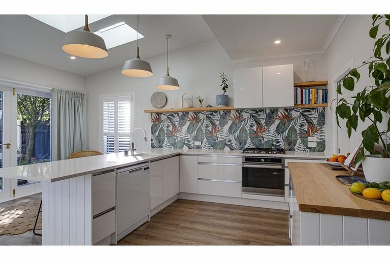 Photo of property in 10 Te Weka Street, Maori Hill, Timaru, 7910