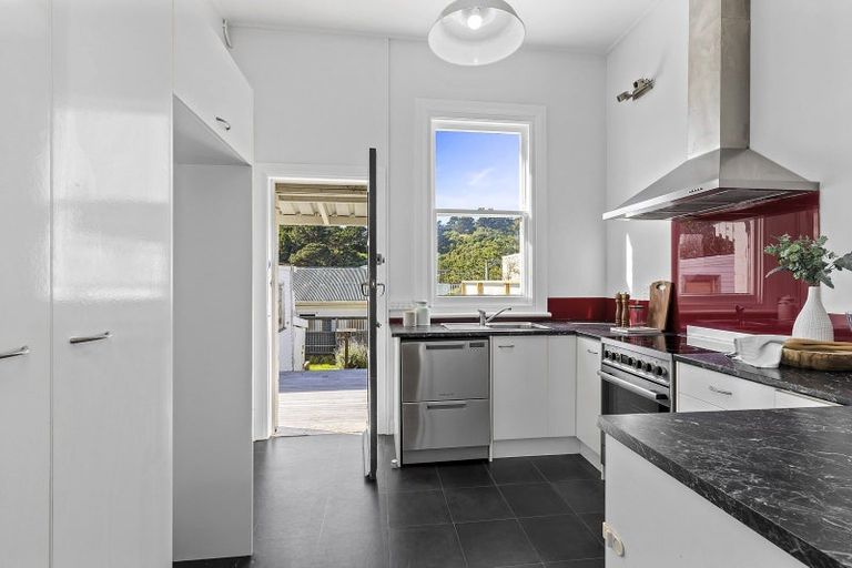 Photo of property in 295 Rintoul Street, Berhampore, Wellington, 6023