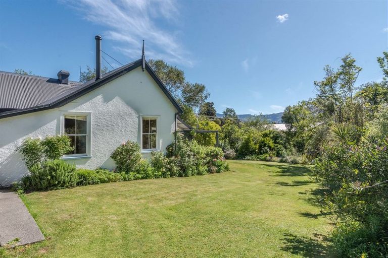 Photo of property in 71 Rue Balguerie, Akaroa, 7520