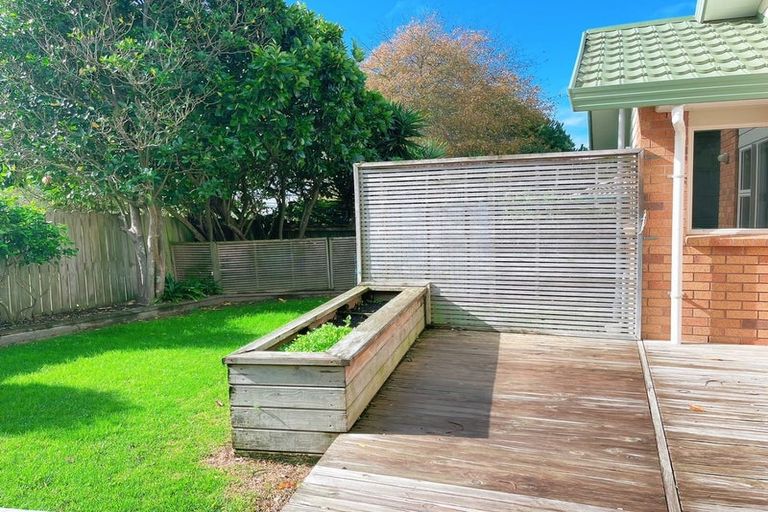 Photo of property in 14 Wineberry Place, Albany, Auckland, 0632