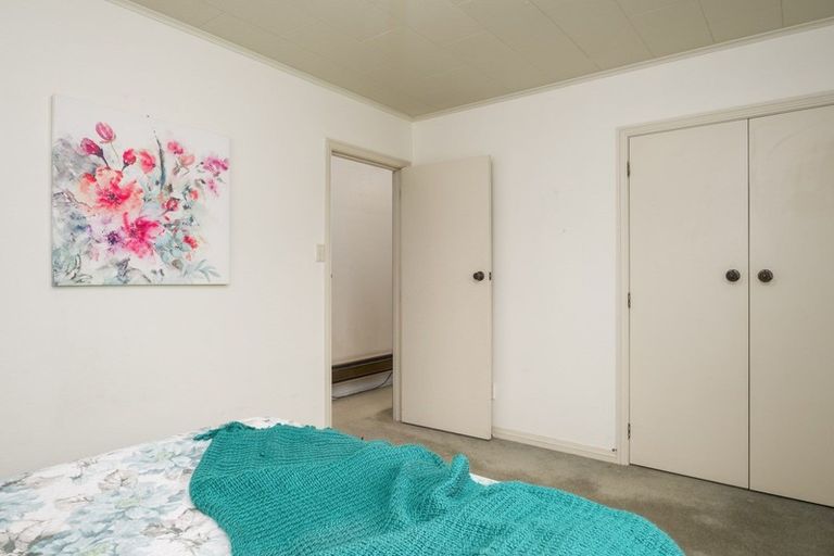 Photo of property in 12a Heta Road, Inner Kaiti, Gisborne, 4010