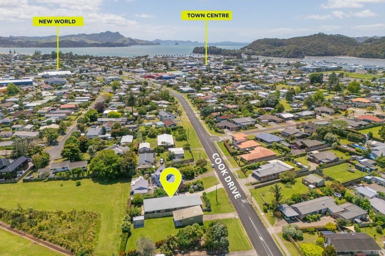 Photo of property in 8b Cook Drive, Whitianga, 3510