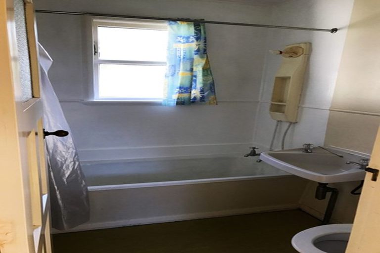 Photo of property in 100 Peachgrove Road, Hamilton East, Hamilton, 3216