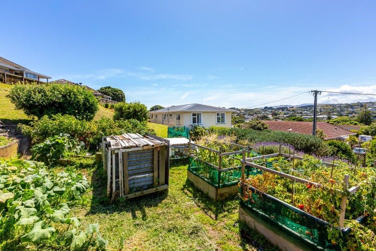 Photo of property in 48 Te Pene Avenue, Titahi Bay, Porirua, 5022