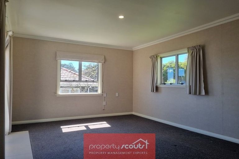 Photo of property in 8 Lismore Street, Strandon, New Plymouth, 4312