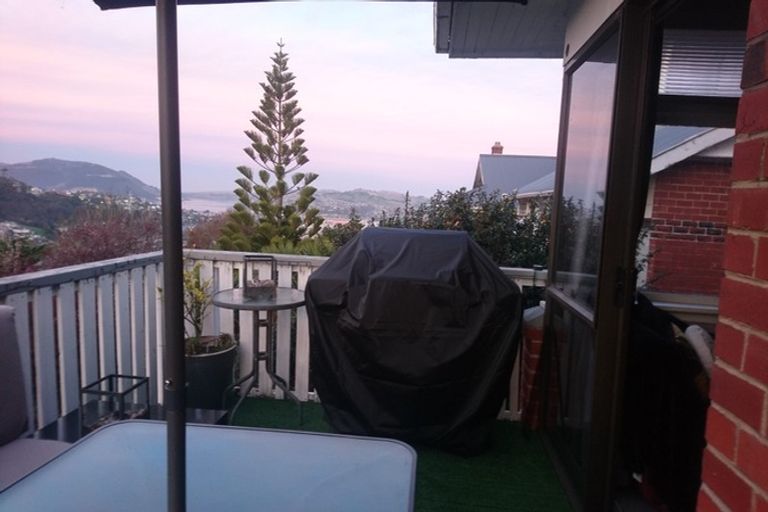 Photo of property in 32 Ryehill Street, Calton Hill, Dunedin, 9012