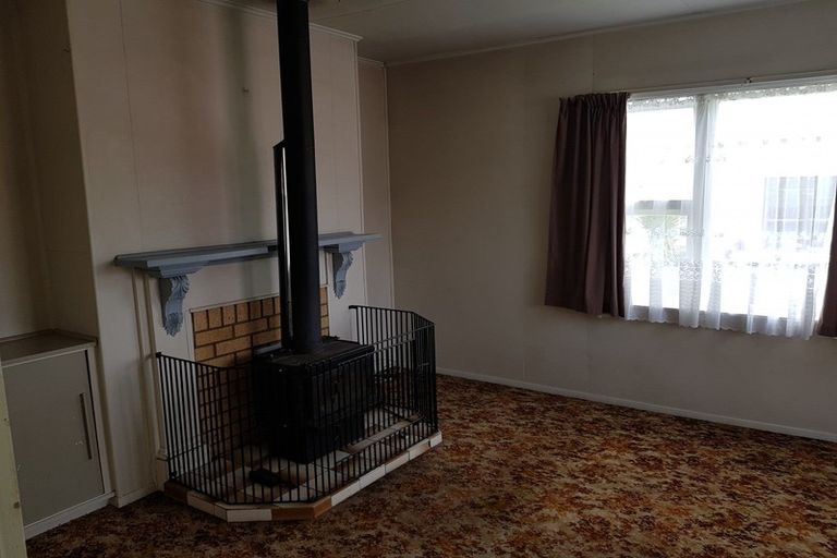 Photo of property in 54 Derby Street, Westport, 7825