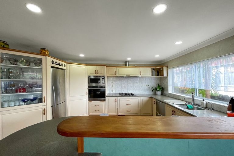 Photo of property in 31 Earlsworth Road, Mangere East, Auckland, 2024