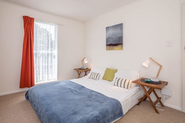 Photo of property in 52a Kapiti Road, Paraparaumu, 5032