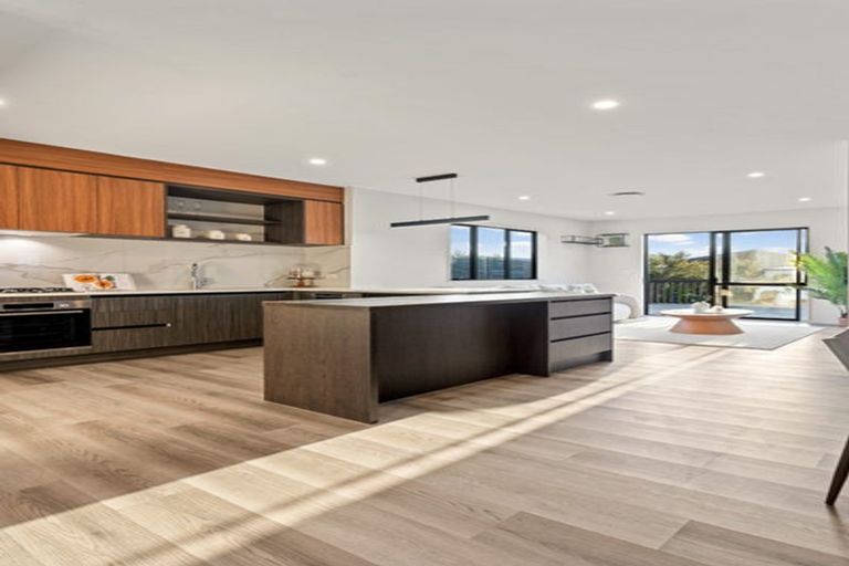 Photo of property in 3 Hing Street, Flat Bush, Auckland, 2019