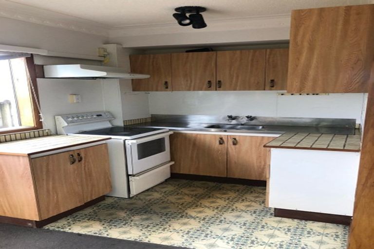 Photo of property in 1 Royal Road, Massey, Auckland, 0614