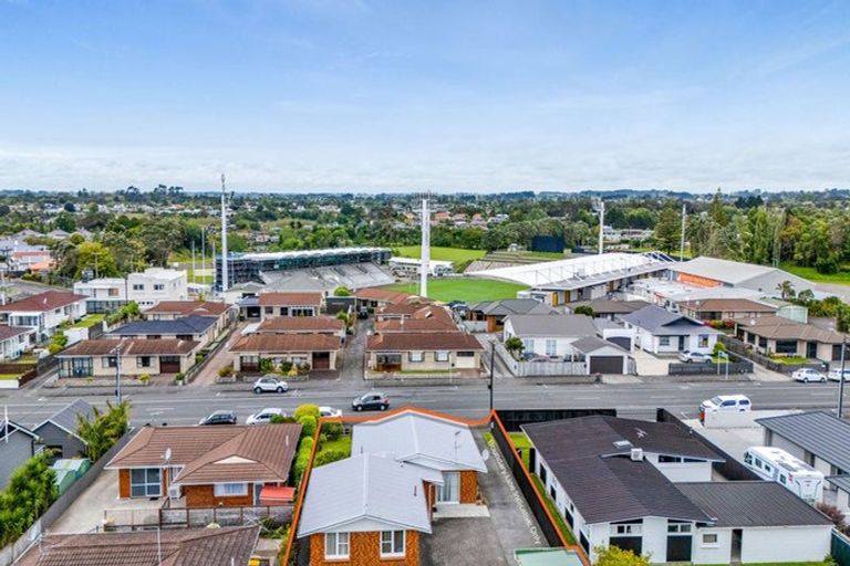 Photo of property in 22 Tukapa Street, Westown, New Plymouth, 4310