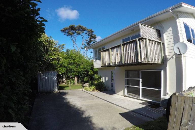 Photo of property in 35a Roland Road, Greenhithe, Auckland, 0632
