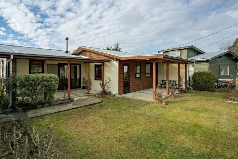 Photo of property in 138 Lagoon Avenue, Albert Town, Wanaka, 9305