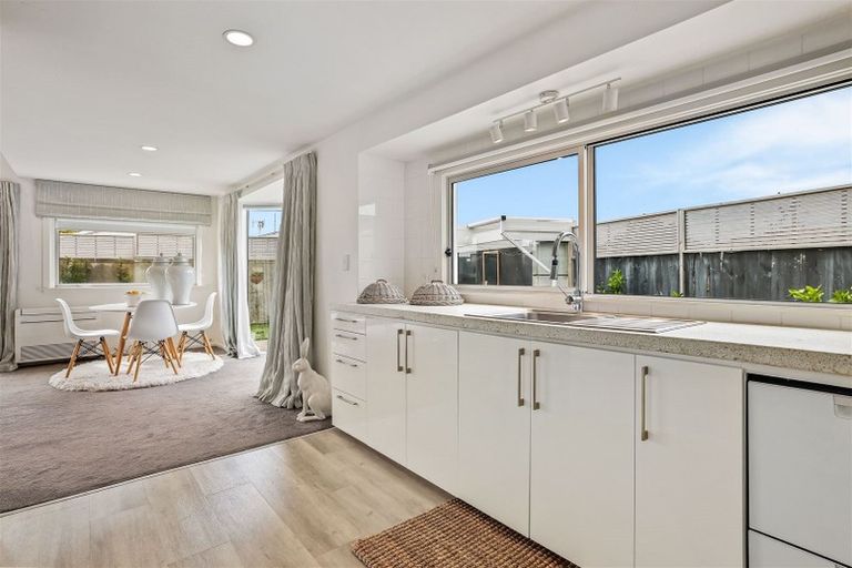 Photo of property in 122a Colombo Street, Sydenham, Christchurch, 8023