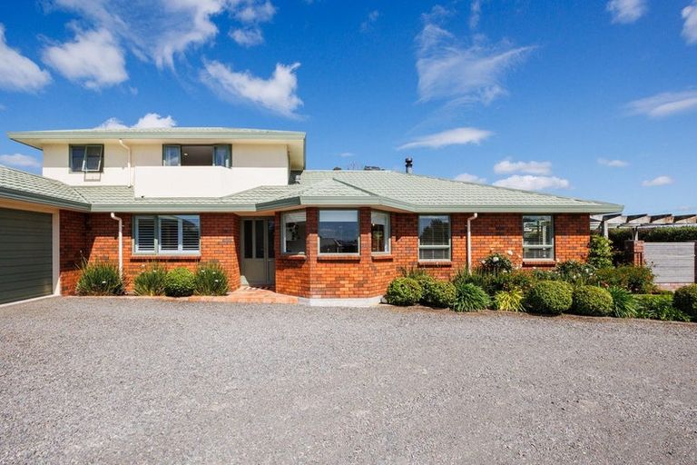 Photo of property in 19 Barnett Drive, Marton, 4710